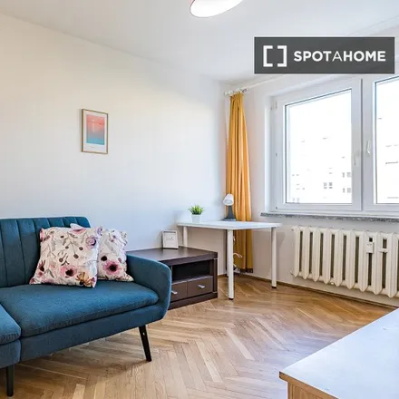 Rent this 3 bed room on Pomorska 18C in 80-333 Gdańsk, Poland