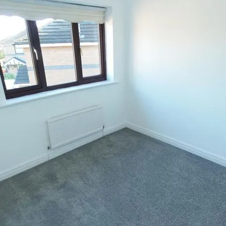 Image 4 - Challoner Close, Knowsley, L36 0XX, United Kingdom - Apartment for rent