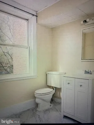 Image 3 - 1105 West Lombard Street, Baltimore, MD 21223, USA - Townhouse for sale