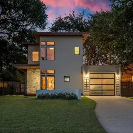 Image 2 - 2408 W 9th St, Austin, Texas, 78703 - House for sale