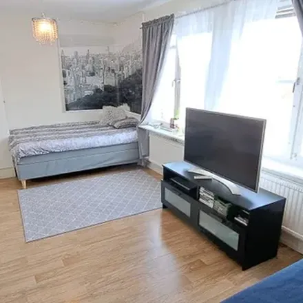 Rent this 1 bed apartment on Ryttargatan 107 in 194 72 Upplands Väsby, Sweden