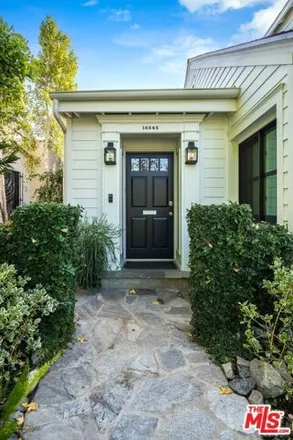 Image 2 - Alley 87708, Los Angeles, CA 91602, USA - House for sale