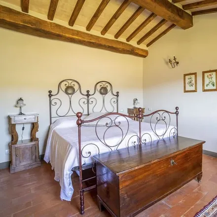 Rent this 4 bed house on 53026 Pienza SI