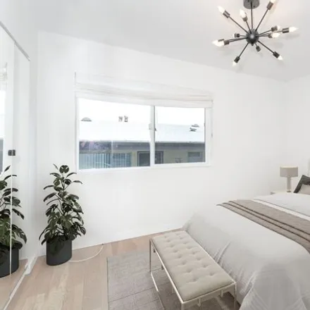 Image 6 - 8354 Clinton Street, West Hollywood, CA 90048, USA - Apartment for rent