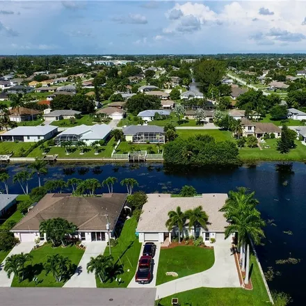 Image 2 - 1158 Southeast 6th Avenue, Cape Coral, FL 33990, USA - Duplex for sale