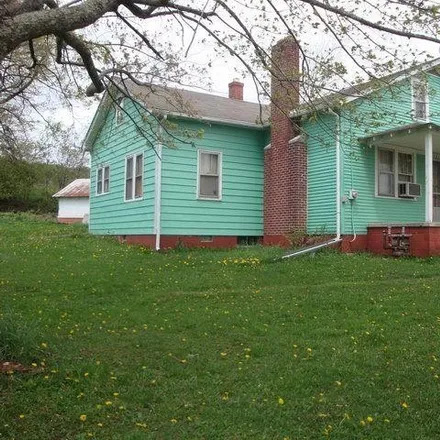 Buy this 4 bed house on Gray Gable Road in Greenbrier County, WV 24928