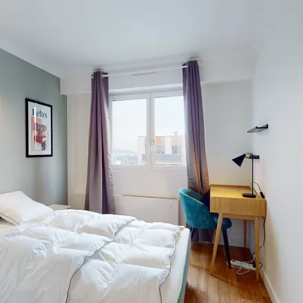 Rent this 1 bed room on 10 grande rue in 93250, Villemomble