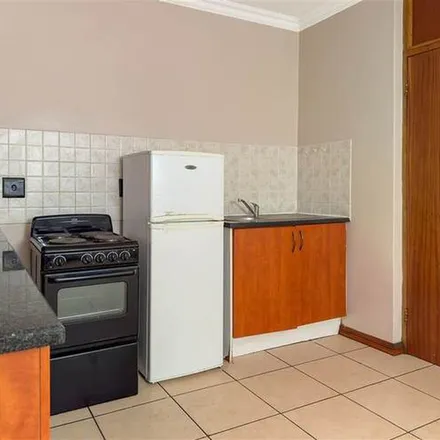 Image 6 - Hillcrest Boulevard II, 194 Lunnon Road, Hillcrest, Pretoria, 0083, South Africa - Apartment for rent