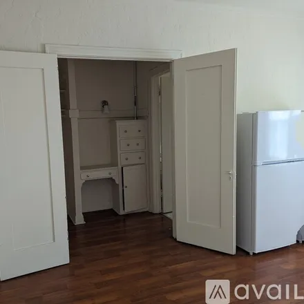 Image 4 - 3918 Beverly Blvd, Unit 210 - Apartment for rent