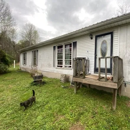 Buy this 3 bed house on 865 Horner Road in Putnam County, TN 38501