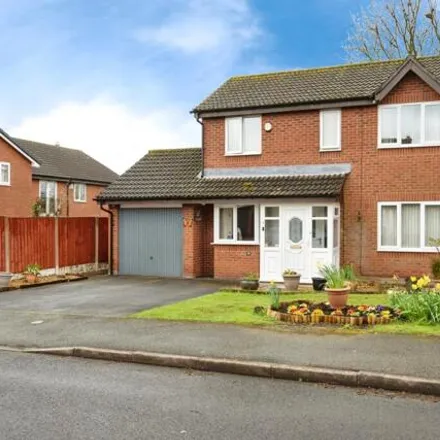 Buy this 3 bed house on Yellow Brook Close in Aspull Moor, WN2 1ZH