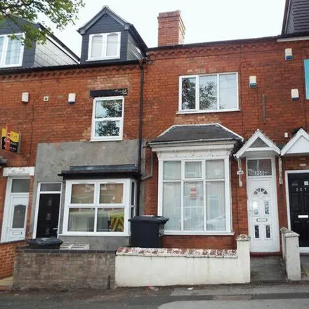 Rent this 3 bed townhouse on 238 Tiverton Road in Selly Oak, B29 6BU