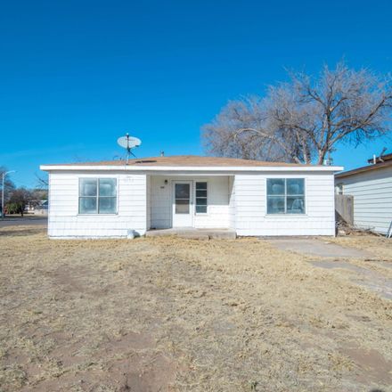 Rent this 3 bed house on 411 11th Street in Levelland, TX 79336