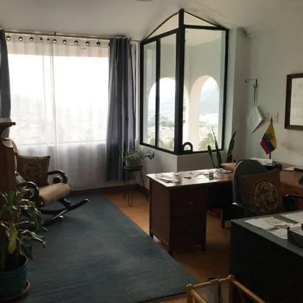 Rent this 3 bed apartment on E6C in 170302, Carcelén