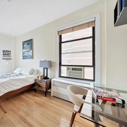 Image 3 - 251 West 89th Street, New York, NY 10024, USA - Condo for sale