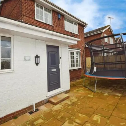 Buy this 3 bed house on Denton Close in Mansfield Woodhouse, NG19 0PX