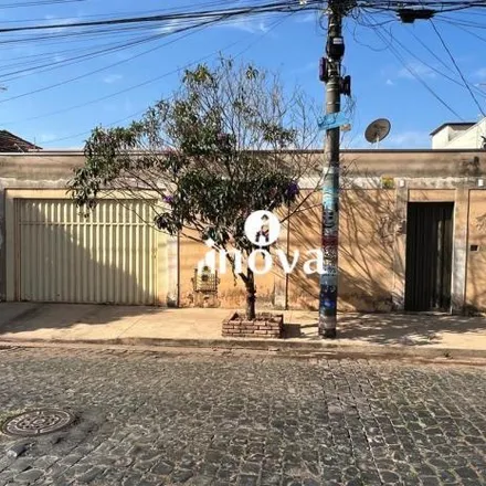 Image 2 - Rua Evaristo da Veiga, Mercês, Uberaba - MG, 38010-230, Brazil - House for sale