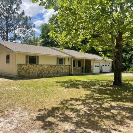 Buy this 3 bed house on 144 Tanglewood Drive in Jesup, GA 31546