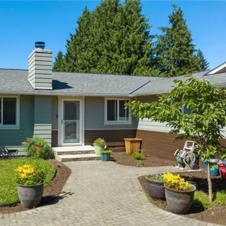 Image 2 - 10829 1st Ave SE, Everett, Washington, 98208 - House for sale