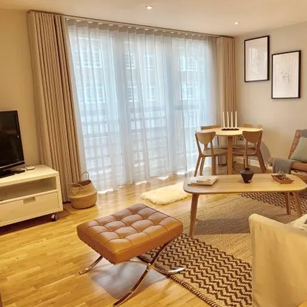 Rent this 2 bed apartment on Isleden House in Coleman Fields, London