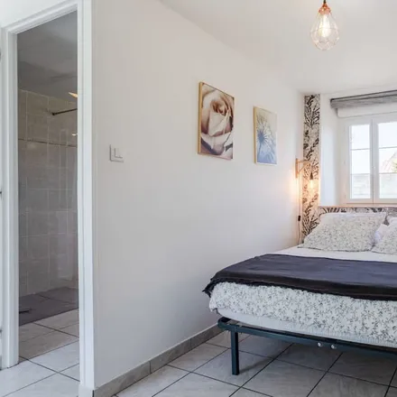 Rent this 1 bed townhouse on Rue de Normandie in 50770 Pirou, France