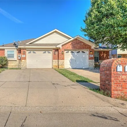 Buy this 3 bed house on Kohl's in Walnut Street, Burleson