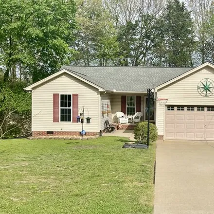 Buy this 3 bed house on 941 Foxboro Drive in Hillcrest, Lewisburg