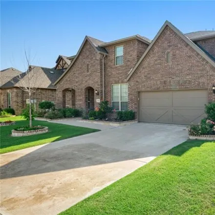 Buy this 5 bed house on 2622 Flatbush Avenue in Midlothian, TX 76065
