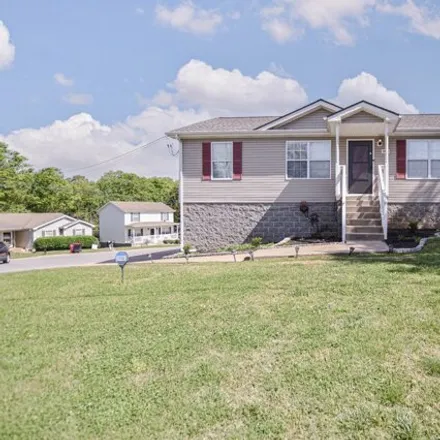 Rent this 3 bed house on 1493 McClardy Road in Clarksville, TN 37042