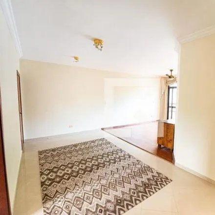 Rent this 3 bed apartment on Rua Marquês do Herval in Centro, Taubaté - SP