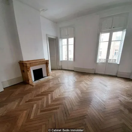 Rent this 6 bed apartment on Place du Parlement in 31000 Toulouse, France