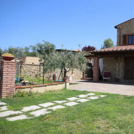 Buy this 3 bed duplex on Tuscany