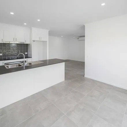 Image 7 - Oxford Drive, Flagstone QLD 4280, Australia - Apartment for rent