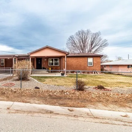 Buy this studio apartment on Chapin Lane in Bloomfield, NM 87433