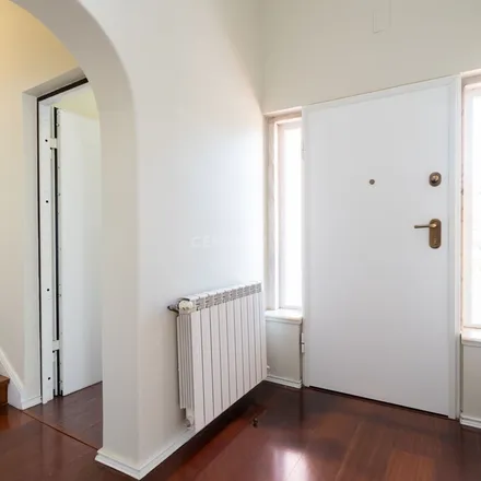 Rent this 4 bed apartment on Rua Camilo Castelo Branco in 2790-444 Oeiras, Portugal