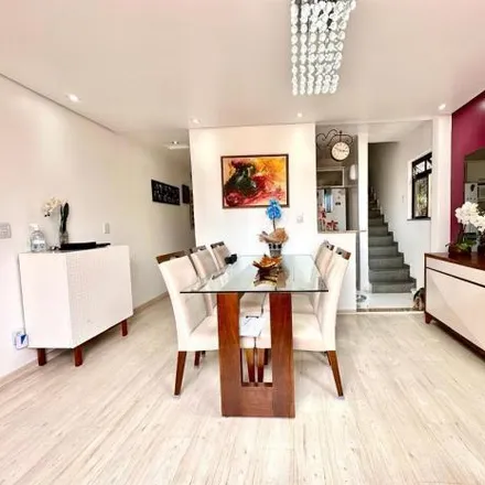 Buy this 3 bed apartment on Rua Doutor Albertino Gonçalves Vieira in Teixeiras, Juiz de Fora - MG