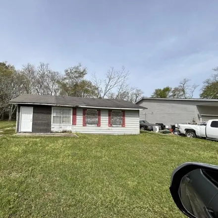 Buy this 3 bed house on 4019 Katie Street in Moss Point, MS 39567