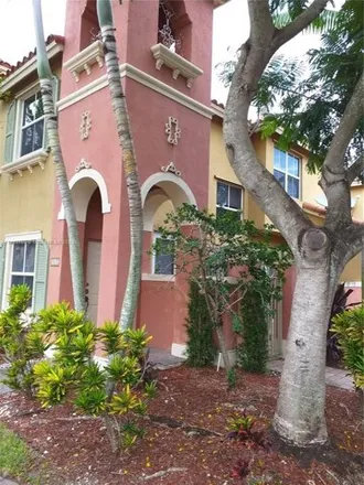 Rent this 3 bed townhouse on 762-790 Southwest 107th Avenue in Pembroke Pines, FL 33025