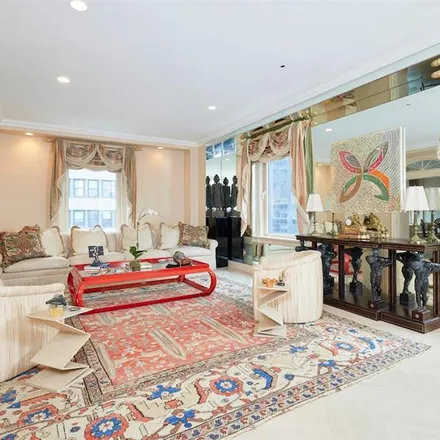 Image 1 - 465 PARK AVENUE 7BC in New York - Apartment for sale