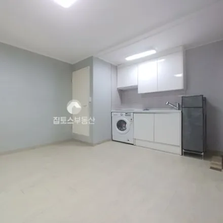 Image 4 - 서울특별시 서초구 반포동 739-17 - Apartment for rent