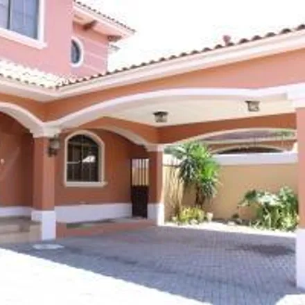 Buy this 4 bed house on Calle Montelimar in Versalles I, Don Bosco