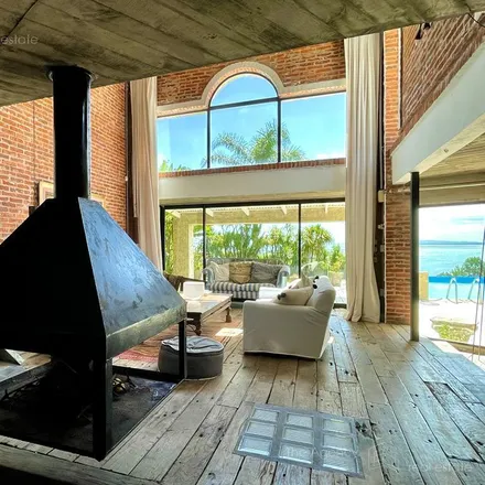 Buy this studio house on Mar Rojo 2 in 20000 Punta Ballena, Uruguay