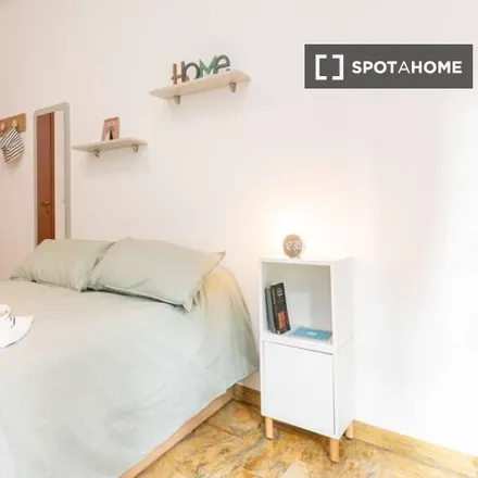 Rent this 5 bed room on Scuola dell’infanzia Tortona in Via Tortona, 20144 Milan MI