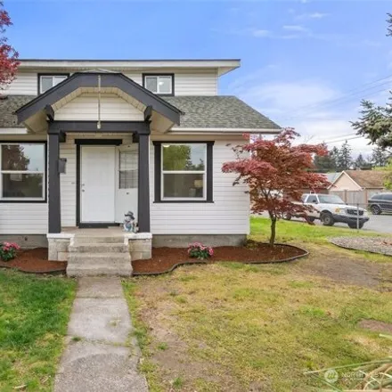 Buy this 3 bed house on 2740 South 50th Street in Tacoma, WA 98409