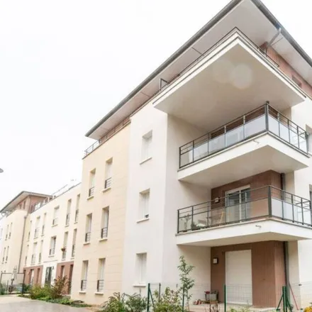 Rent this 2 bed apartment on 30 Avenue Darblay in 91540 Mennecy, France