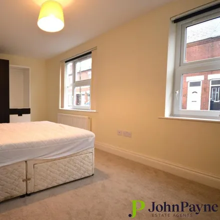 Image 4 - Earlsdon, 60 Moor Street, Coventry, CV5 6EU, United Kingdom - Apartment for rent