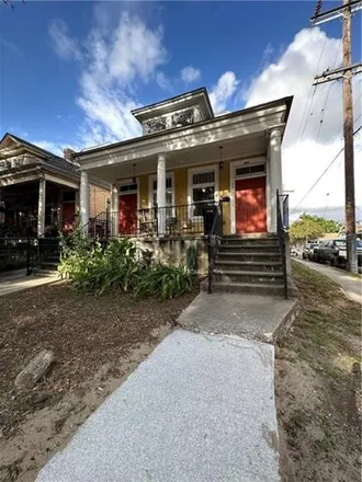 Rent this 3 bed house on 3301 Banks Street in New Orleans, LA 70135