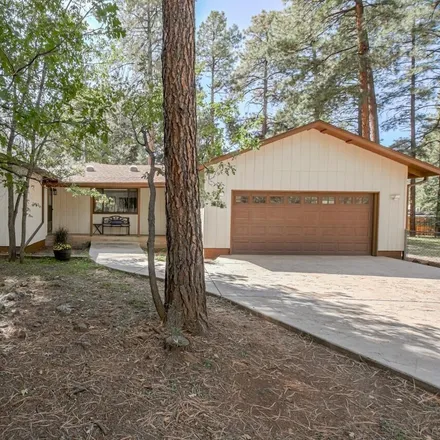 Buy this 3 bed house on 921 Malapai Drive in Pinetop, AZ 85935