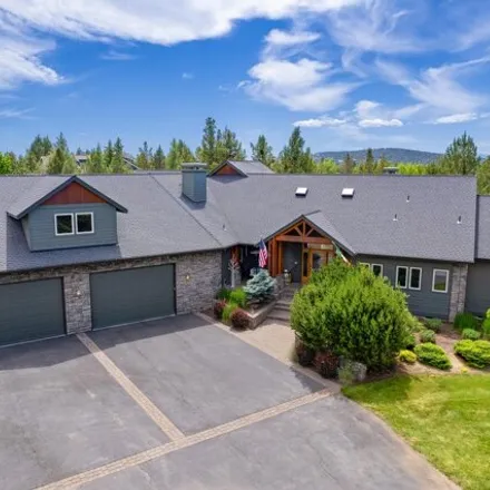 Buy this 4 bed house on 20938 Royal Oak Circle in Bend, OR 97701