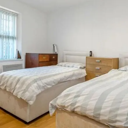 Rent this 1 bed apartment on The Alpaca in 84-86 Essex Road, Angel